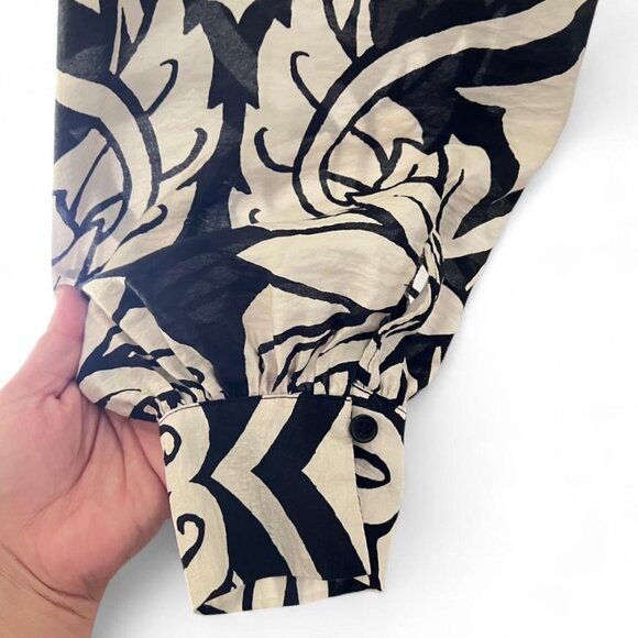 H&M Black White Abstract Print Dress M Fits L Flowy V-Neck Tunic Style Boho - Picture 4 of 7